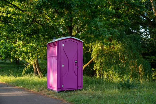 Best Porta potty delivery and setup  in Creve Coeur, MO